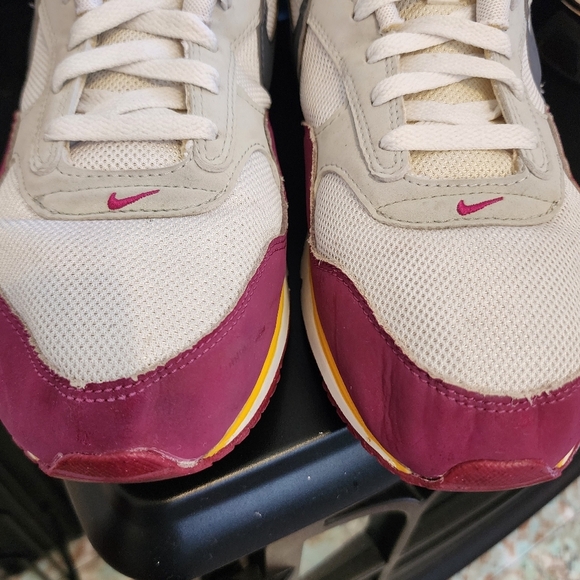 Nike Air Max Correl Multicolor Women's Sneakers, Size 12 - Picture 8 of 10